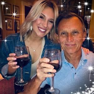 Meet your Posher, Katelyn